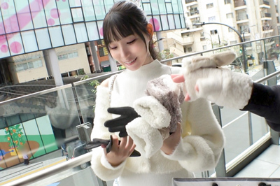 マジ軟派、初撮。 2166 大●未知子的な女医を志す才色兼備のお嬢様がカメラの前でSEX研修！黒髪清楚系の見た目で脳内はどピンク変態JDのぐちょ濡れま●こを徹底解剖！「生物学的に興味があります」と手や口をつかって診察開始！お手本のような黄金比率の神尻を振り落としながら他人棒で何度もイク！！
