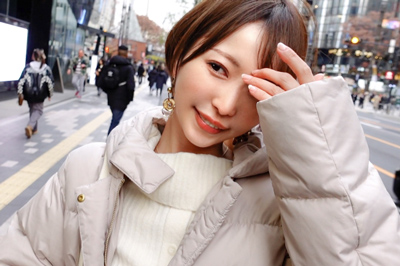 【溢れるハメ潮】ドスケベ看護師が夜勤明けにヤりたい放題！吸い付いて離れない強烈フェラでソッコー抜かれる！興奮MAX痴女がオナニーで勝手に潮吹き！？尻を鷲掴みピストン連打ハメ潮が止まらない怒涛の中出しセックス！！【モテ女の本音】【ゆきね】