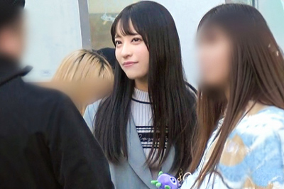 清純そうな顔して20万も騙し取ろうとする美少女に世直し「携帯の充電切れちゃって、イイお店知りません…？」黒髪ロングの清純系美少女。こんな子がおっさんに話しかけるなんで絶対おかしいと思いつつ着いていくと、たわいのない話からキャンプのサークルを紹介され…世直し確定wwホテイン速攻で身体中弄ると、涙目で乳首ビンっビンに勃たせて感じる始末wwピンクの美マンはすっかりじゅぷじゅぷ。ぐっちゃぐちゃに乱されイカされまくる美少女をご覧くださいw：case.47