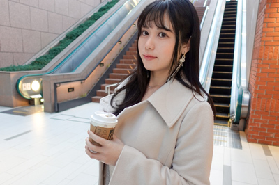 黒髪ロングの美人ド●ッグストア店員が性欲に我慢できずに応募してきた！エロい身体で男を責めまくる！我慢出来ずに溢れ出す潮！バックでガンガン突かれて何度もイキまくる！ 【初撮り】ネットでAV応募→AV体験撮影 2403