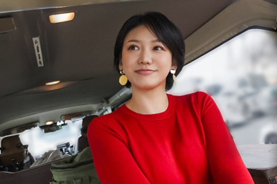 【旦那はもはや空気】結婚5年、夫の指先すら拒む熟れ妻が秘めた淫らな願望。幼い頃からAVで培われたエロティシズムの解放。「優しく、長く愛して…」久しぶりの交わりで開花した敏感肌から溢れ出す愛液の【大洪水】———藍染が彩る、羽生駅【スマホ撮りあり】