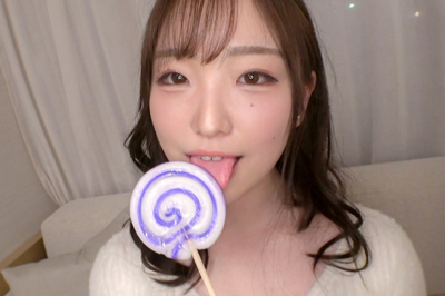 友達と待ち合わせしてたはずなのに、気づけばホテルのベッドの上。 白い肌がやけに印象的で、展開の速さに自分でも笑ってしまったww この先、この人がどれだけ欲望全開になっていくのか、乞うご期待！ マジ軟派、初撮。 2294