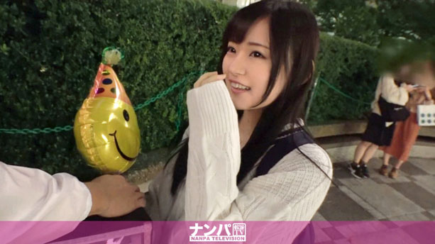 お金欲しさにホテルまでついてきた19歳の女の子！Hなゲームに戸惑いつつも流されてオチ○チンをパクリッ！何度でも抱きたくなる若々しい体に大興奮間違いなし！