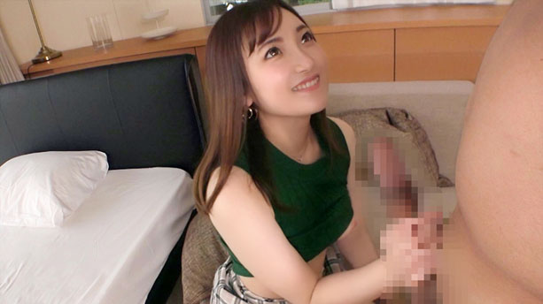 【初撮り】【エロムチ美尻】【激ピス絶頂】厭らしい肢体を露出させた綺麗顔の栄養士さん。久しぶりの性交と初めての体験に緊張感は高まっていき..