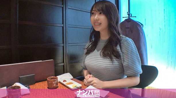 福岡から東京へやって来たのに宿無しになってしまった女子大生をホテルへ連れ込み！押しに弱くて受け入れてしまったSEXで良反応連発！時折飛び出す方言に萌えろ！
