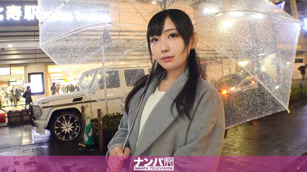 彼氏と別れたストレスはSNSで発散!Hな姿をさらして承認欲求を満たすお姉さんをおだてまくれ!まんざらでもない心の隙を突かれてついつい体を許してしまう!