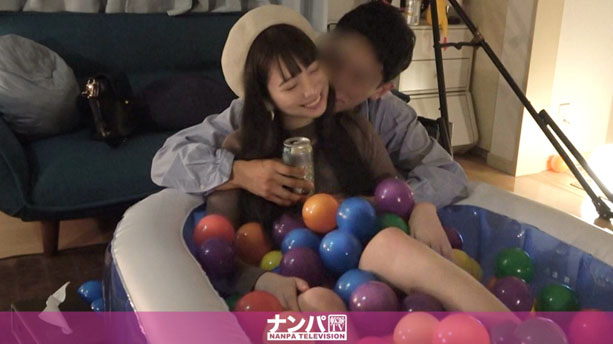 百戦錬磨のナンパ師のヤリ部屋で、連れ込みSEX隠し撮り 211 家に連れ込んだ色白スレンダー美女!後ろから抱きしめるとなんとノーブラ!!立ちバックでガン突きされてハメ潮漏らすドスケベ女だった!美乳・美尻・美脚の三拍子揃った極上ボディは必見!