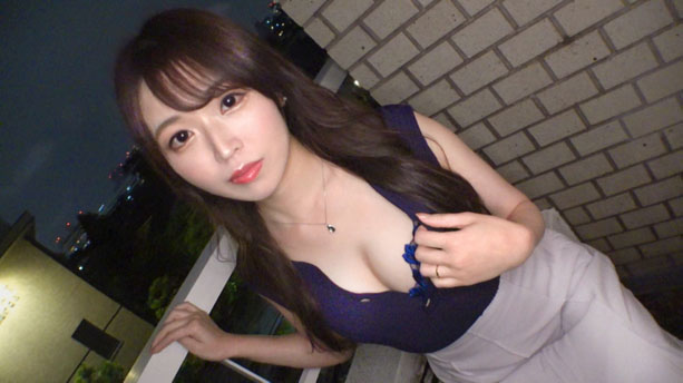 【旦那とはセックスレスですが…】実はヤる事はヤッてる元CAの美人人妻。いやらしい目つきでこちらを誘惑してきたので、ガッツリハメ倒してあげましょう!【初撮り】ネットでAV応募→AV体験撮影 2043