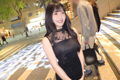 【200GANA-3081】 マジ軟派、初撮。 2068 全ての男を勃たせるG乳おっぱいに即ダイブ！乳首をこねくり回すだけでいやらしく痙攣してイク！！騎乗位をすれば自ら腰をフリフリ何度絶頂しても止まらない！！！スポーツ選手からDMがめちゃくちゃ来るのも納得！ガチエロ大当たり～♪